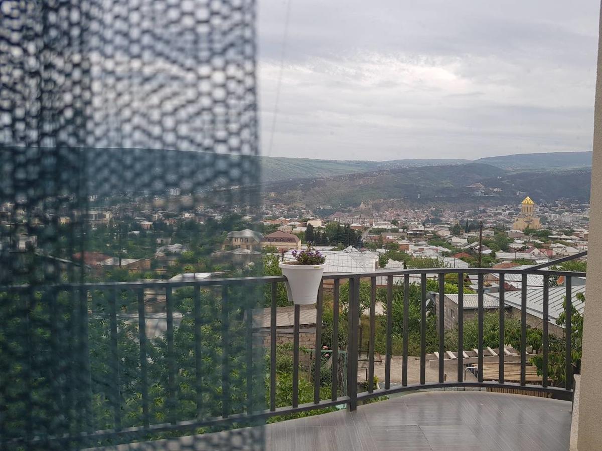 Upstairs Hotel Tbilisi Exterior foto